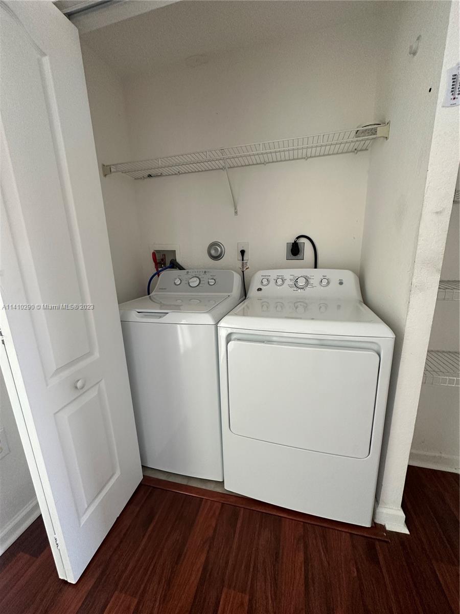 3755 NE 10th Ct # 3755