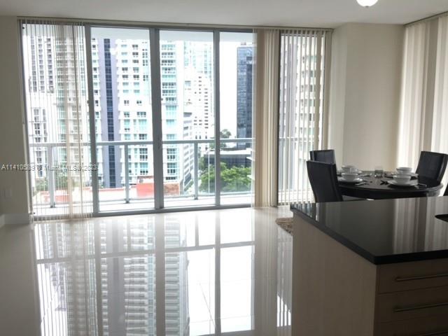 79 SW 12th St Unit: 1406-S