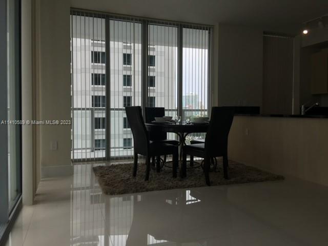79 SW 12th St Unit: 1406-S