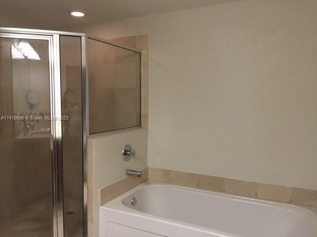 79 SW 12th St Unit: 1406-S