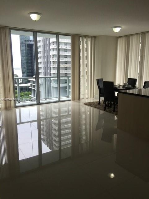 79 SW 12th St Unit: 1406-S