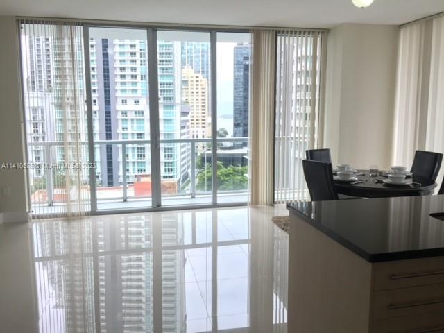 79 SW 12th St Unit: 1406-S