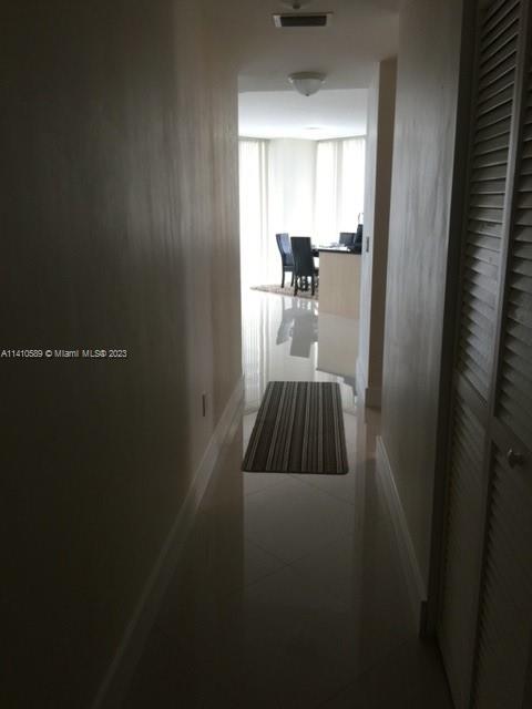 79 SW 12th St Unit: 1406-S