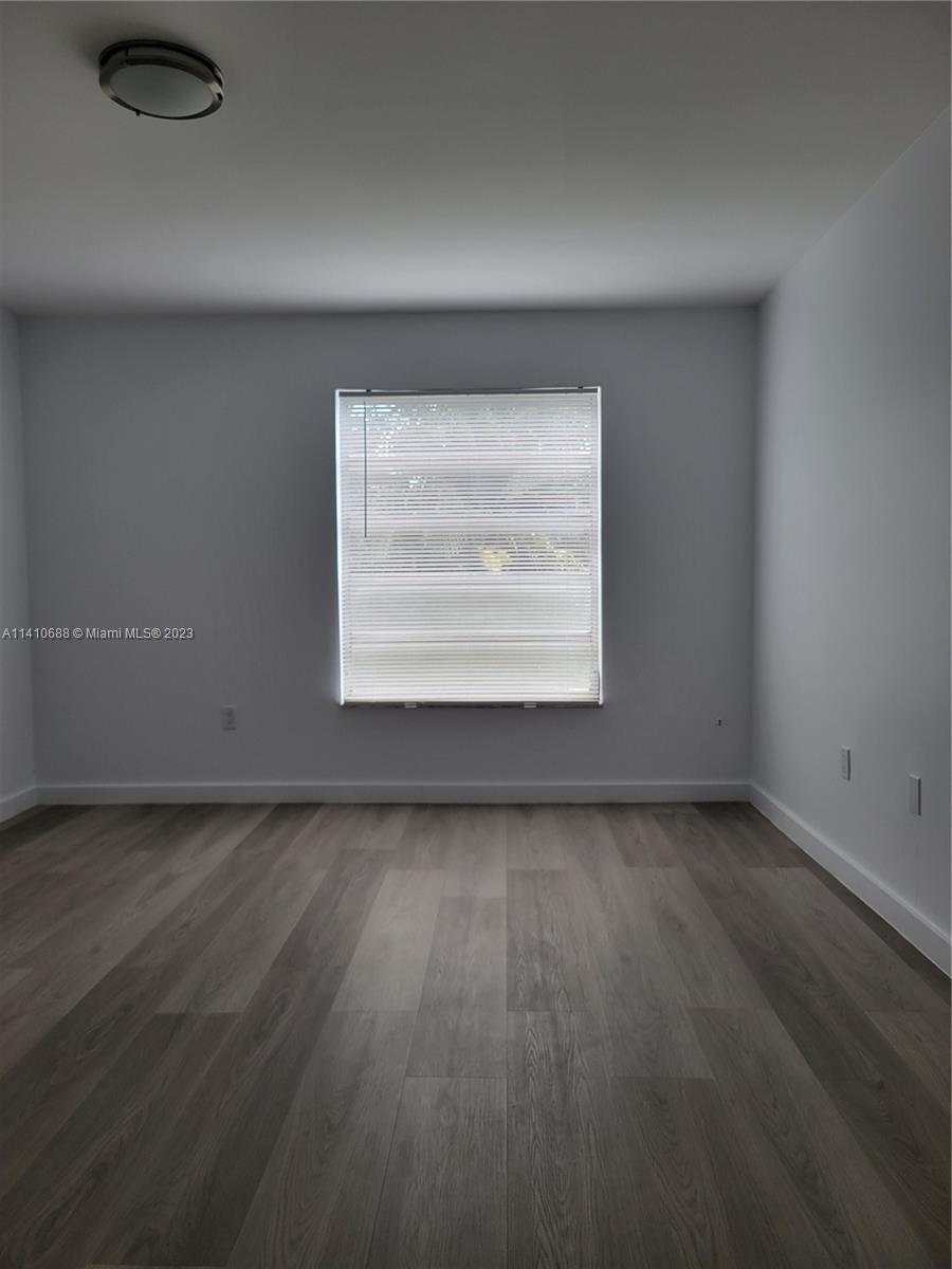 365 NE 125th St Unit: 307