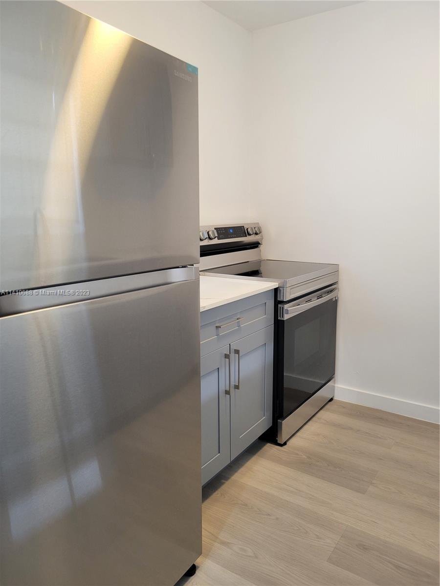 365 NE 125th St Unit: 307