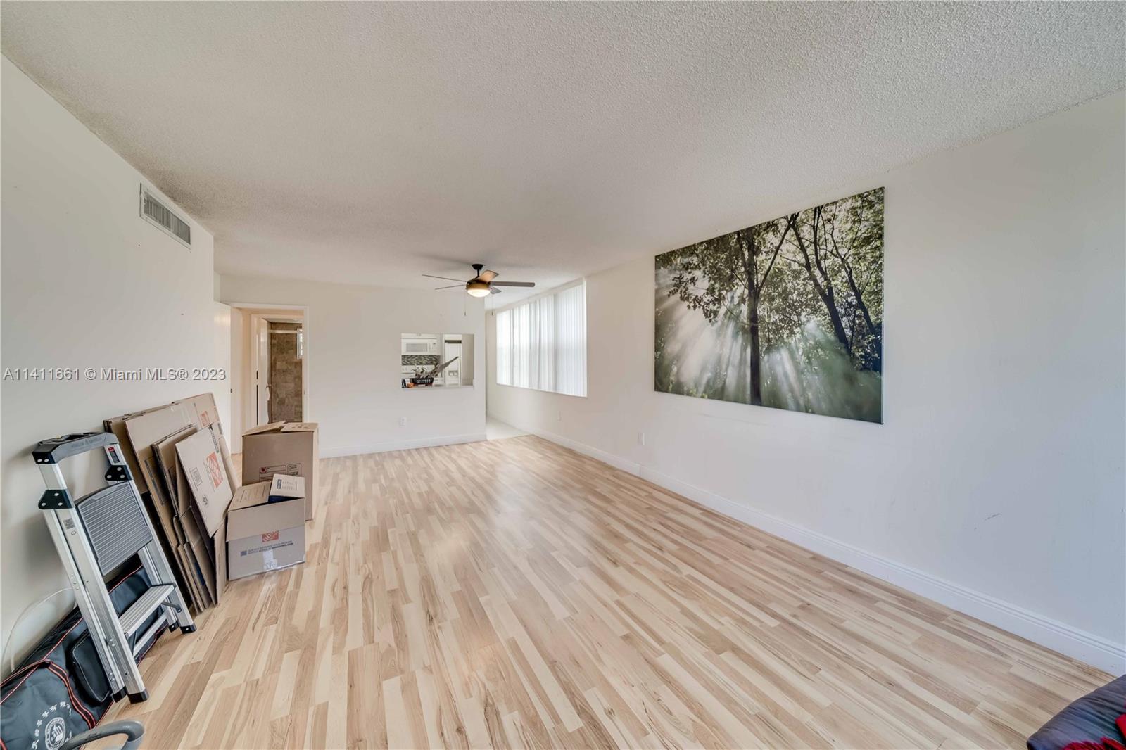 9430 Tangerine Pl # 301