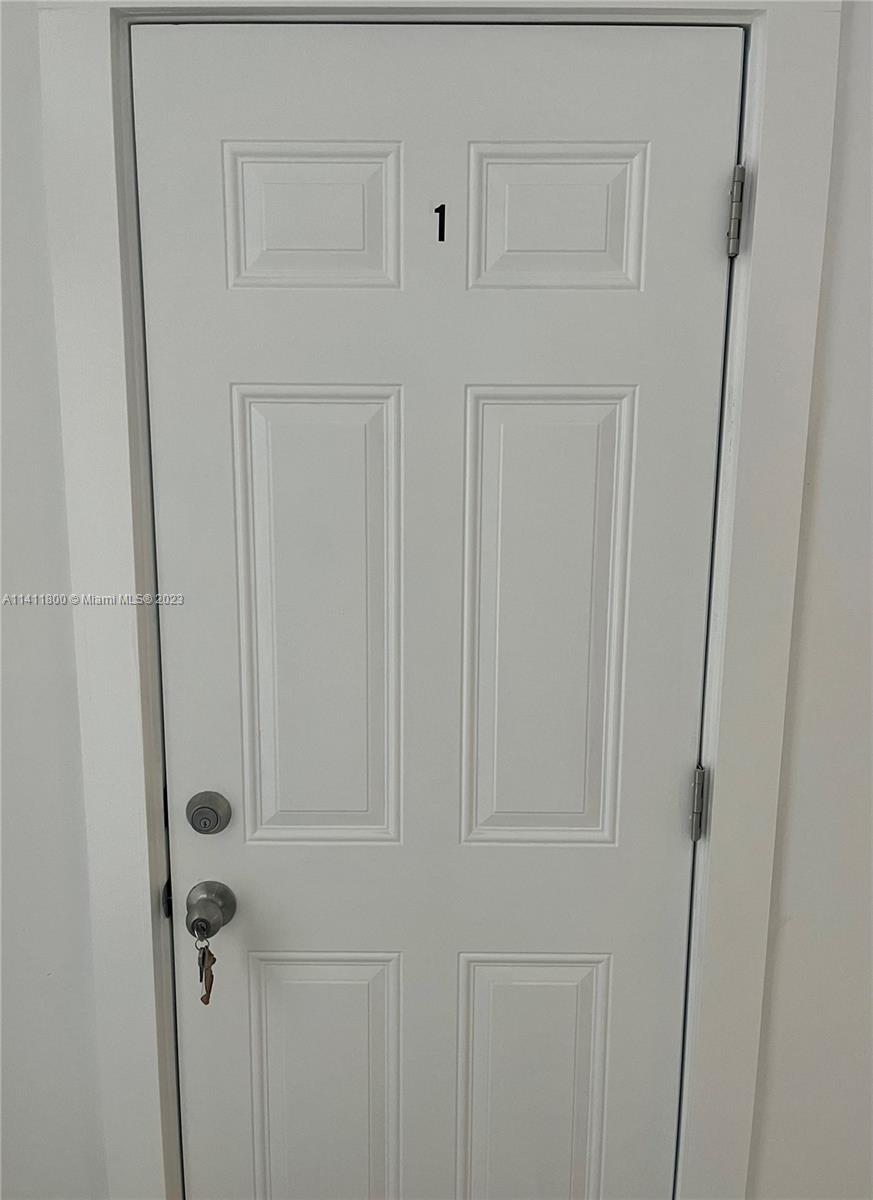 842 Himmarshee St Unit: 1