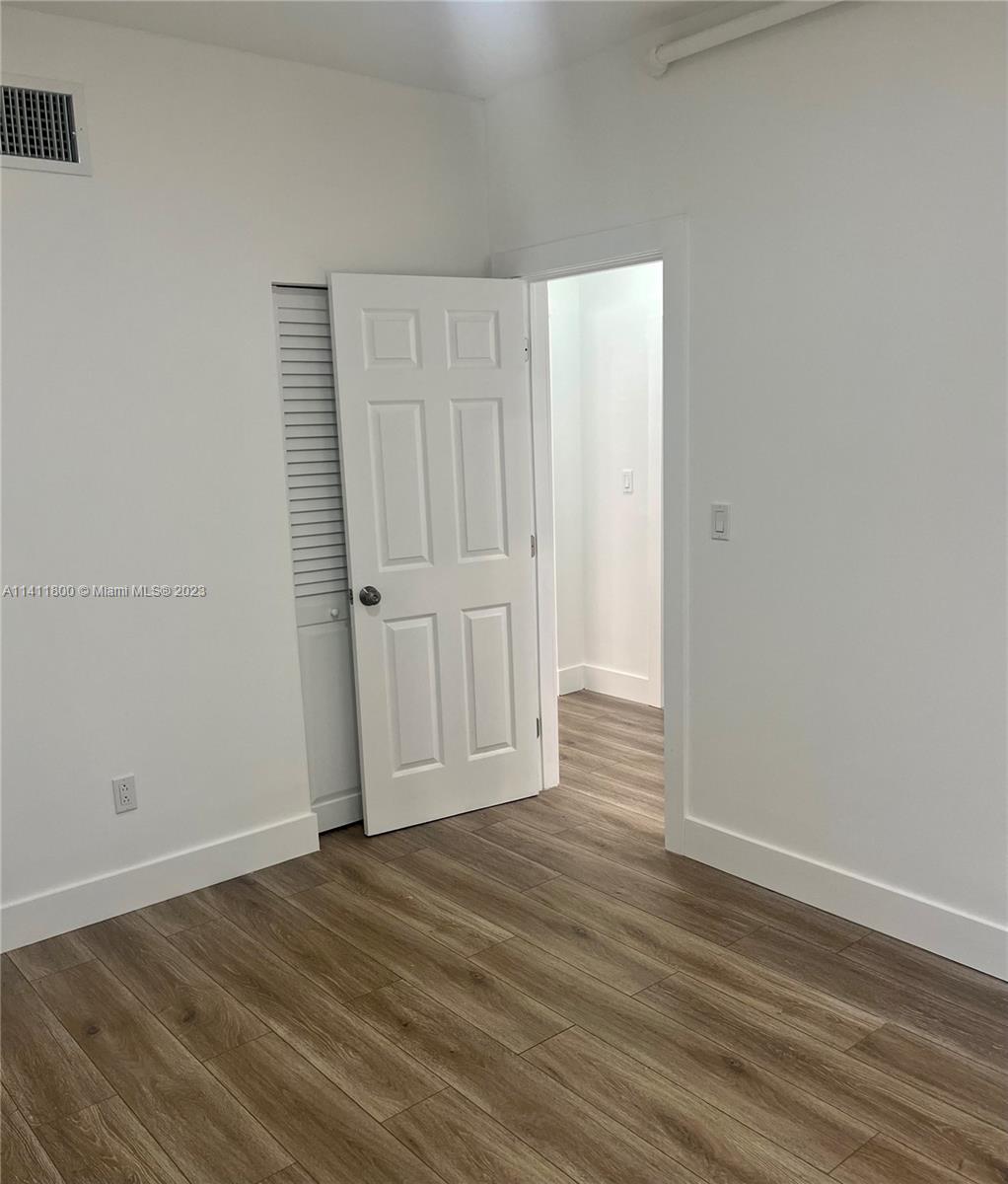 842 Himmarshee St Unit: 1