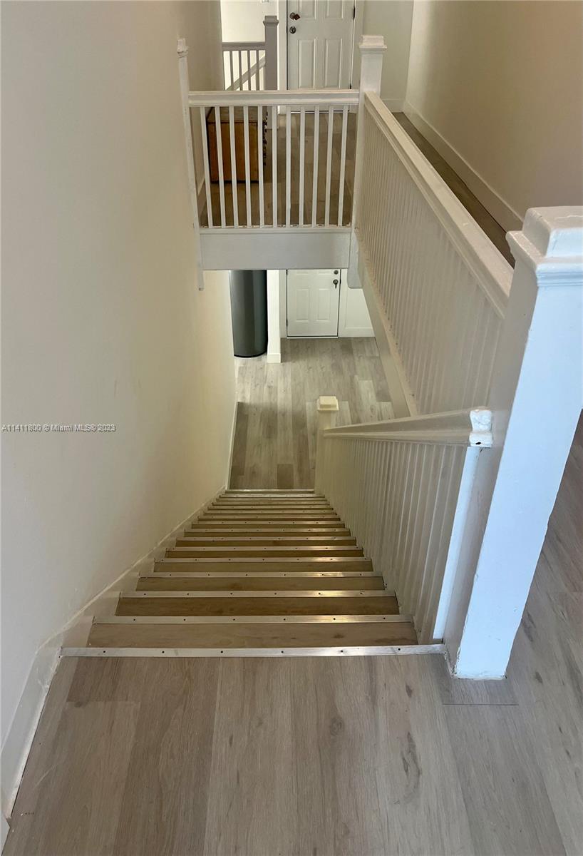 842 Himmarshee St Unit: 1