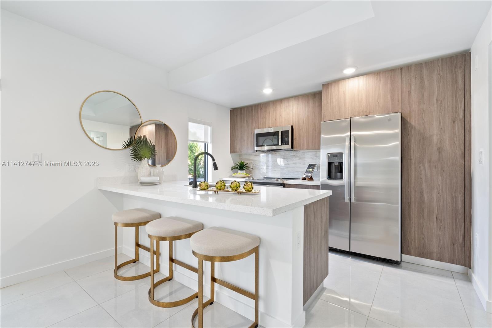 257 NW 13 Place