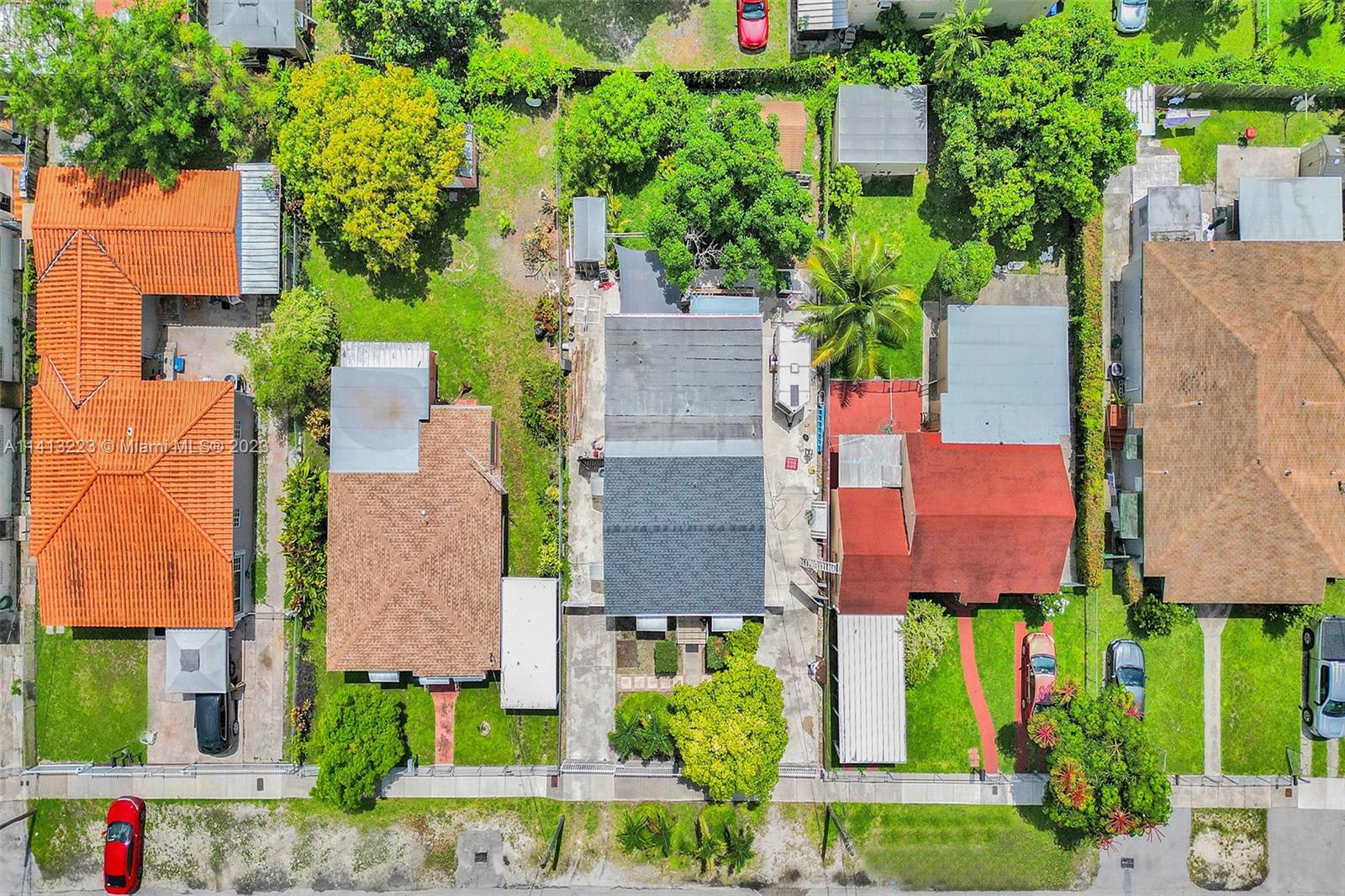 121 NW 34th Ave