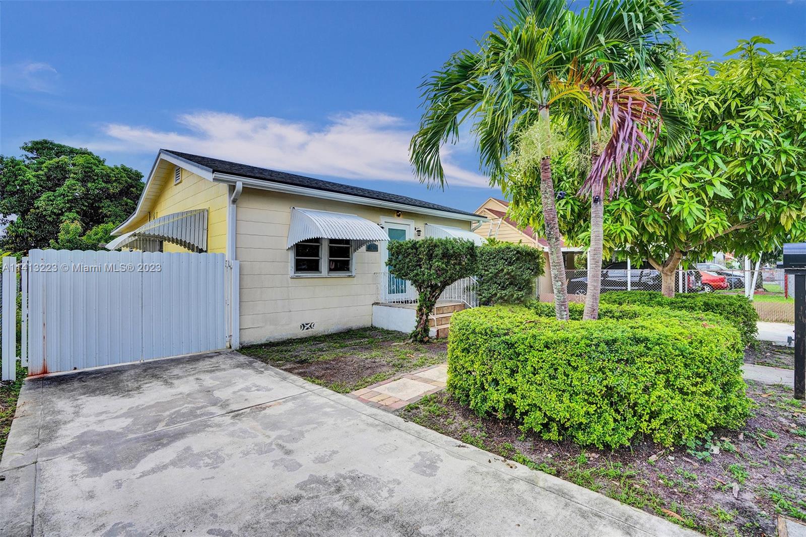 121 NW 34th Ave