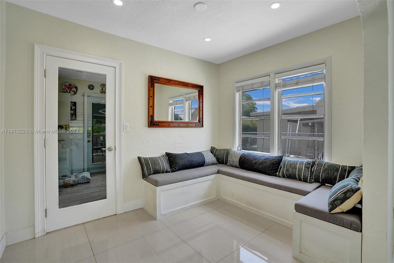 121 NW 34th Ave