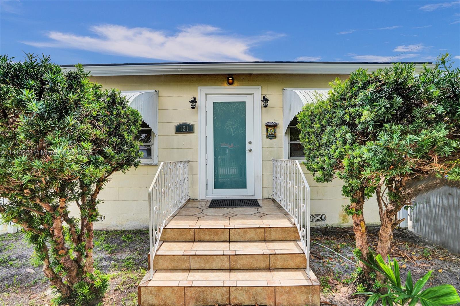 121 NW 34th Ave