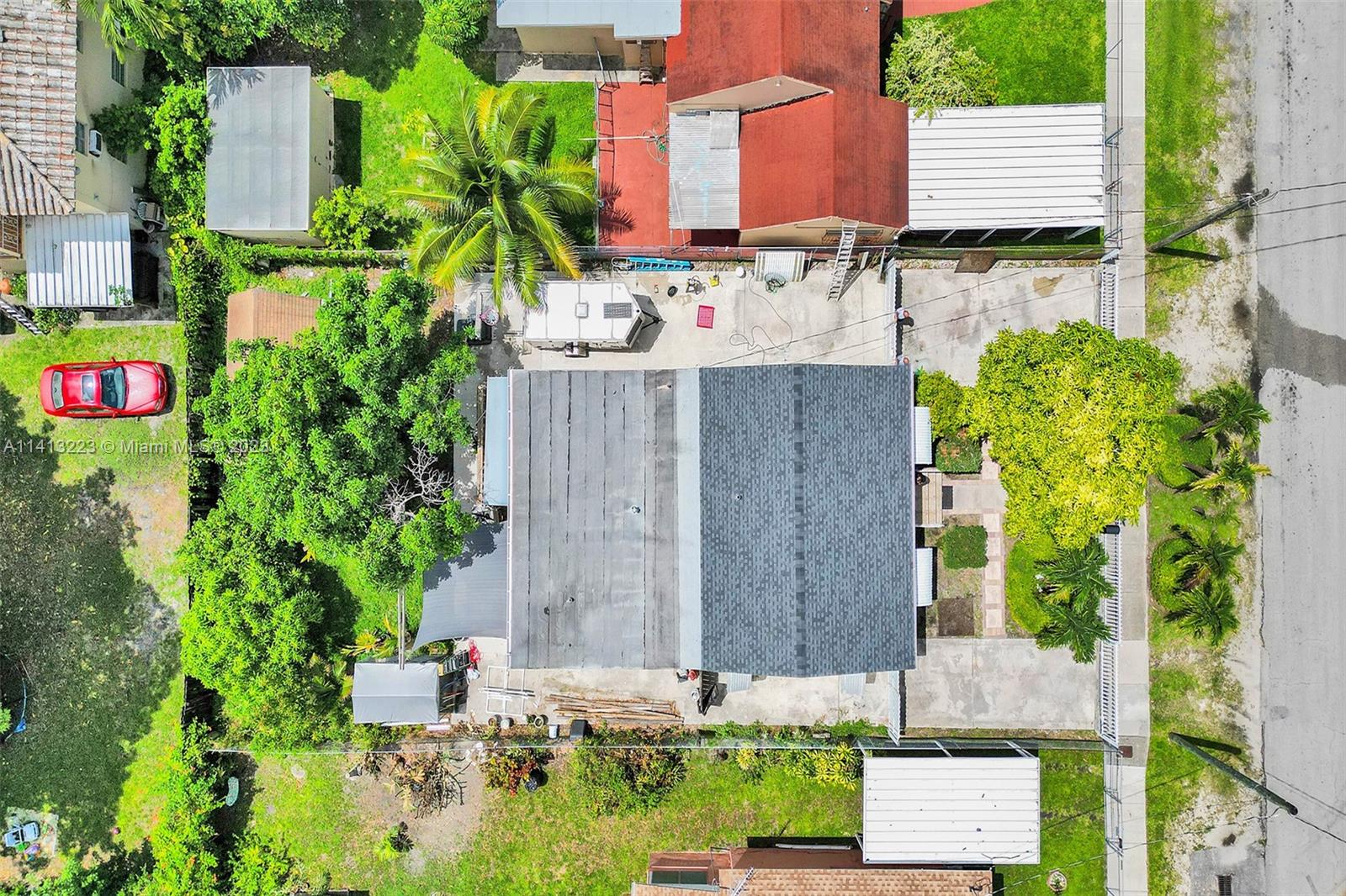 121 NW 34th Ave