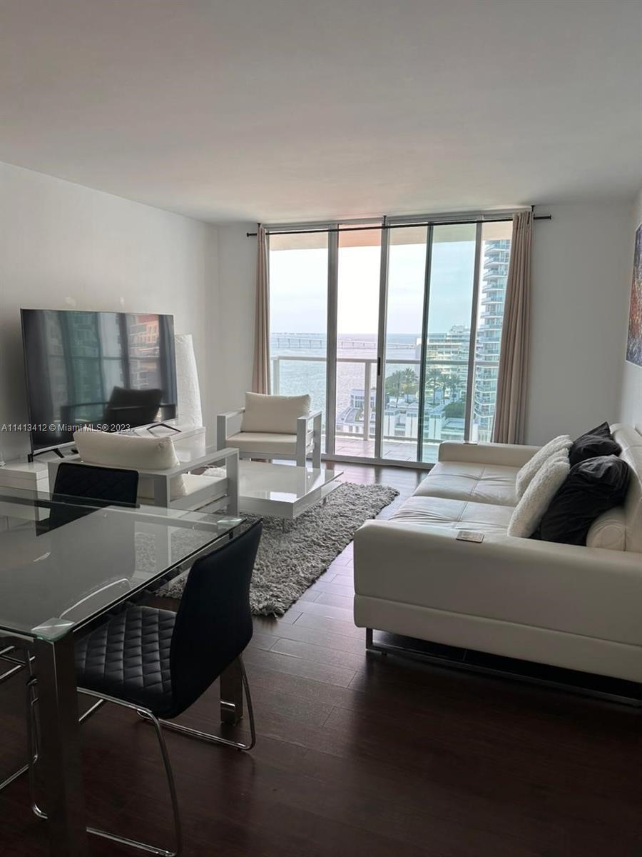 1155 Brickell Bay Dr # 1607