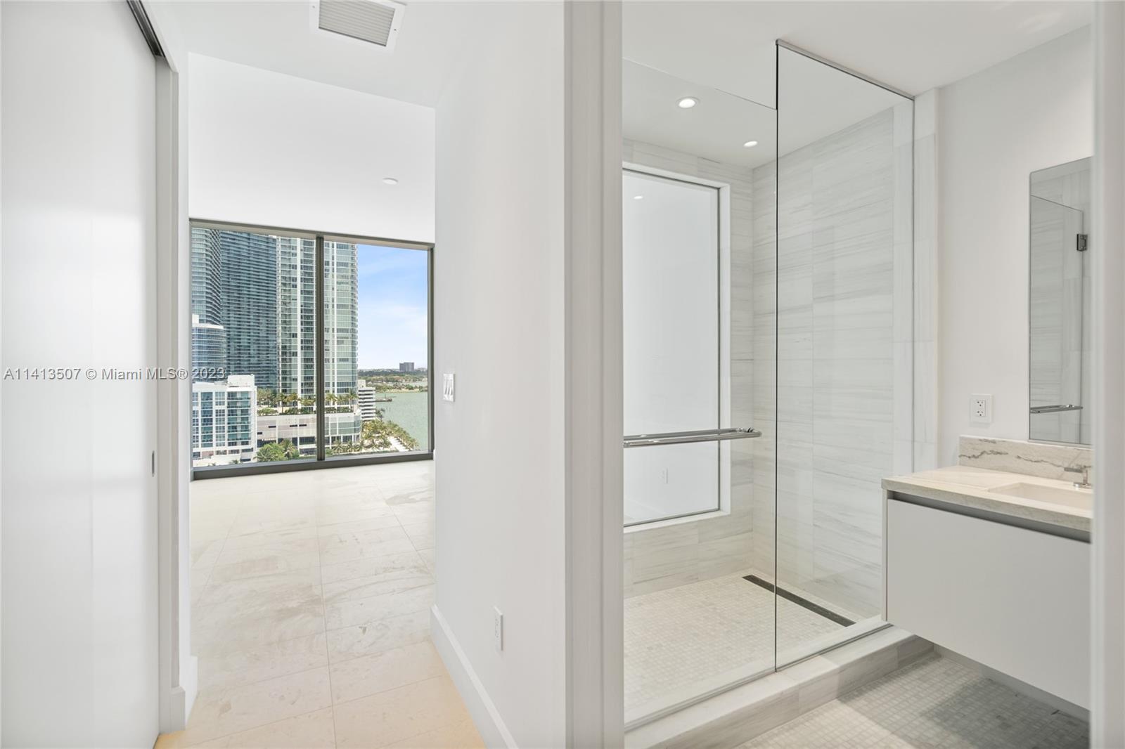 700 NE 26th Ter Unit: 1406