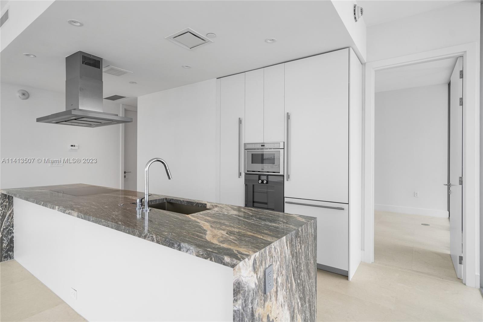 700 NE 26th Ter Unit: 1406