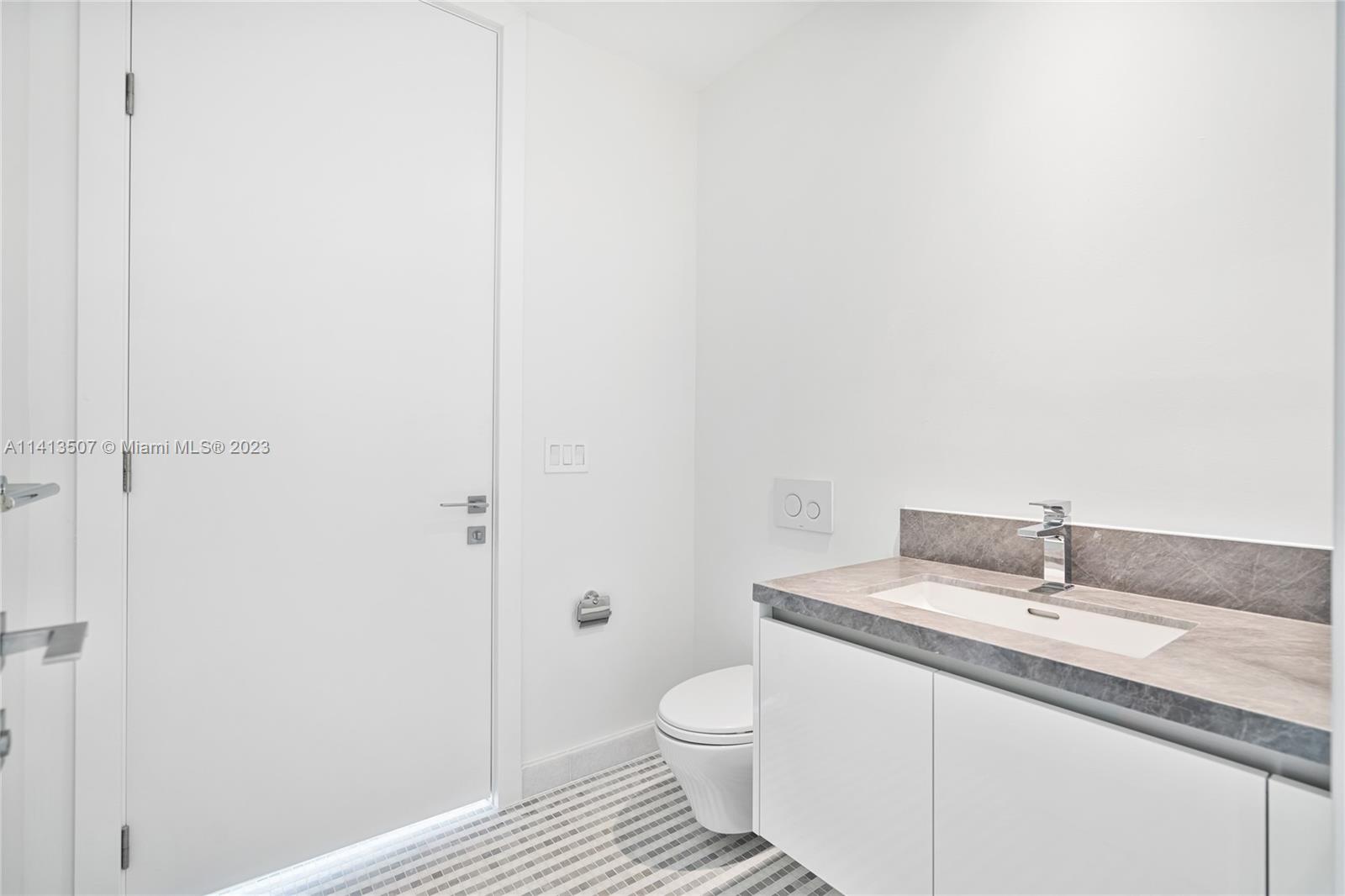 700 NE 26th Ter Unit: 1406