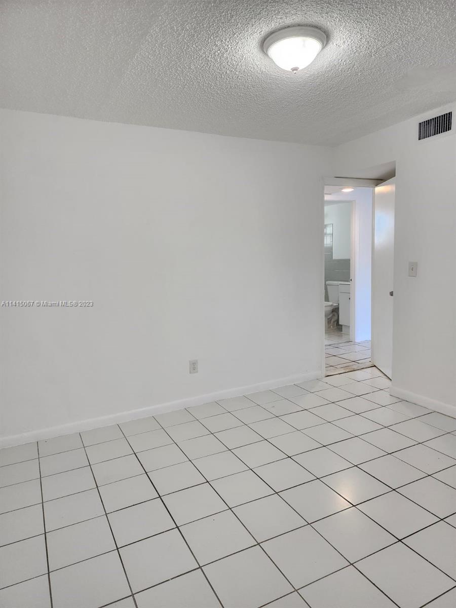 8262 NE 1st Ave # 3