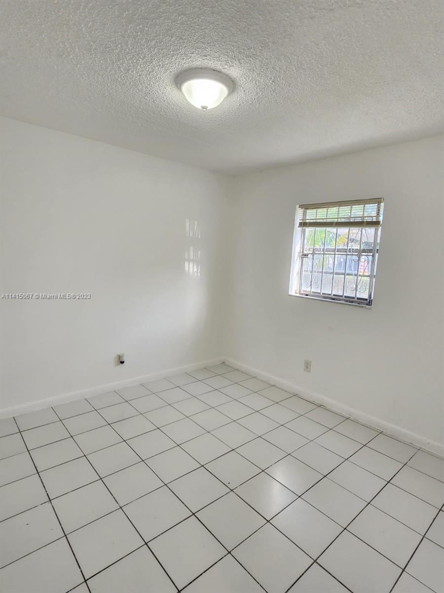 8262 NE 1st Ave # 3