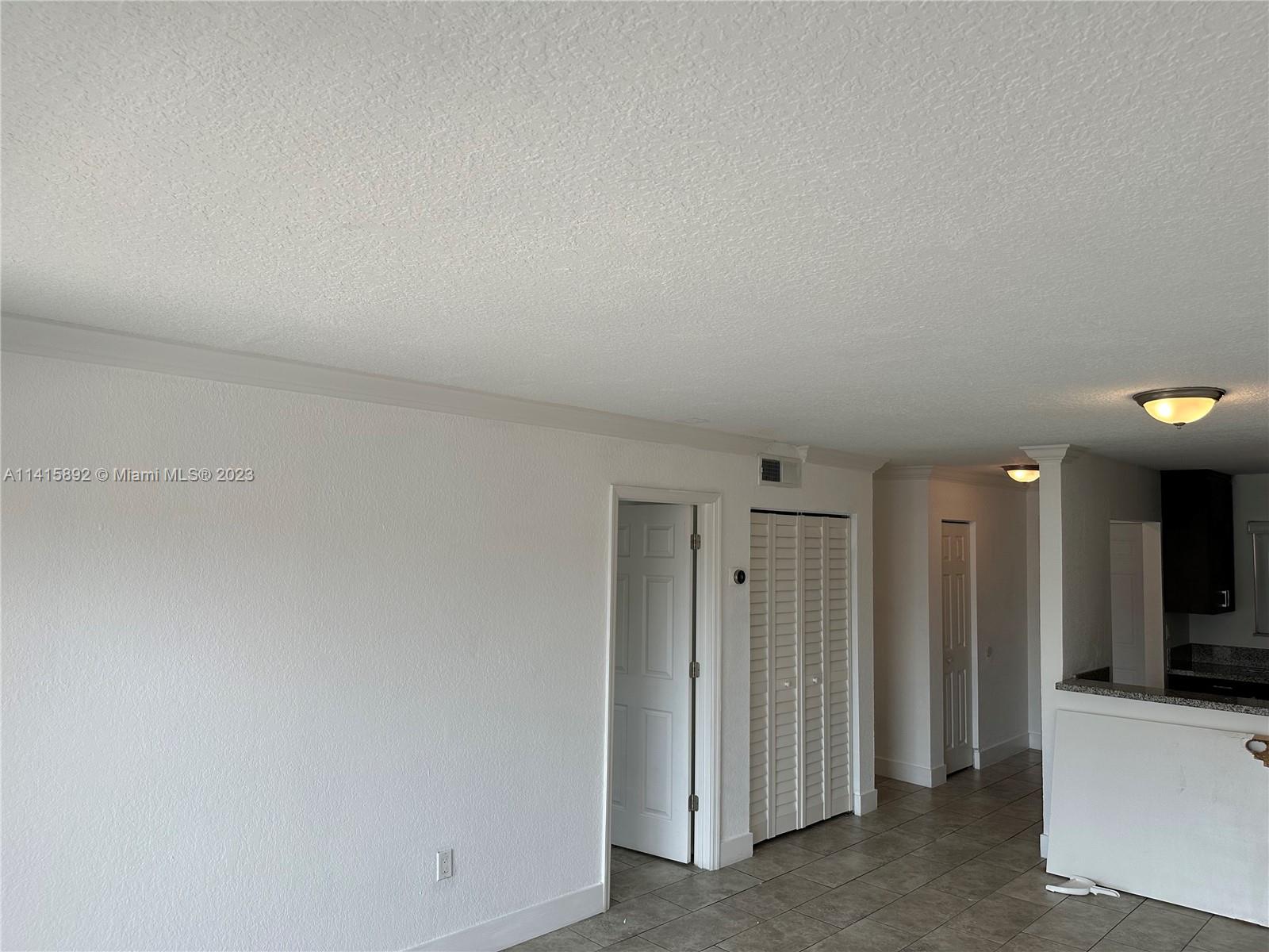 365 NE 125th St # 401