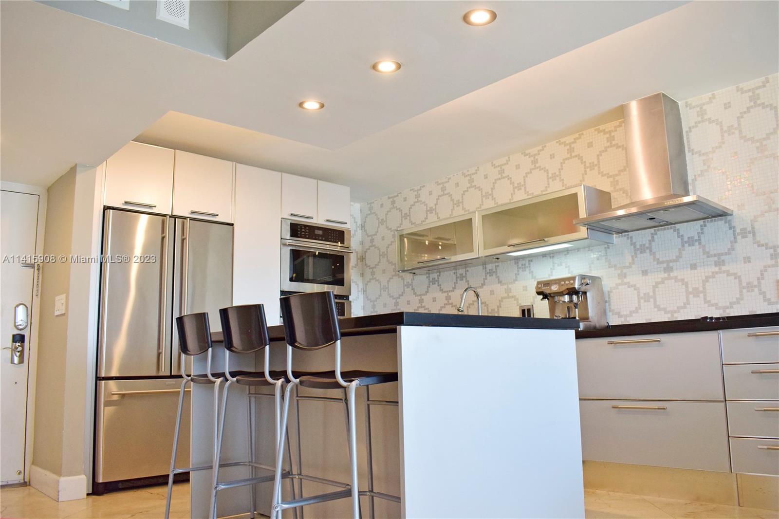 401 Ocean Dr # 1120