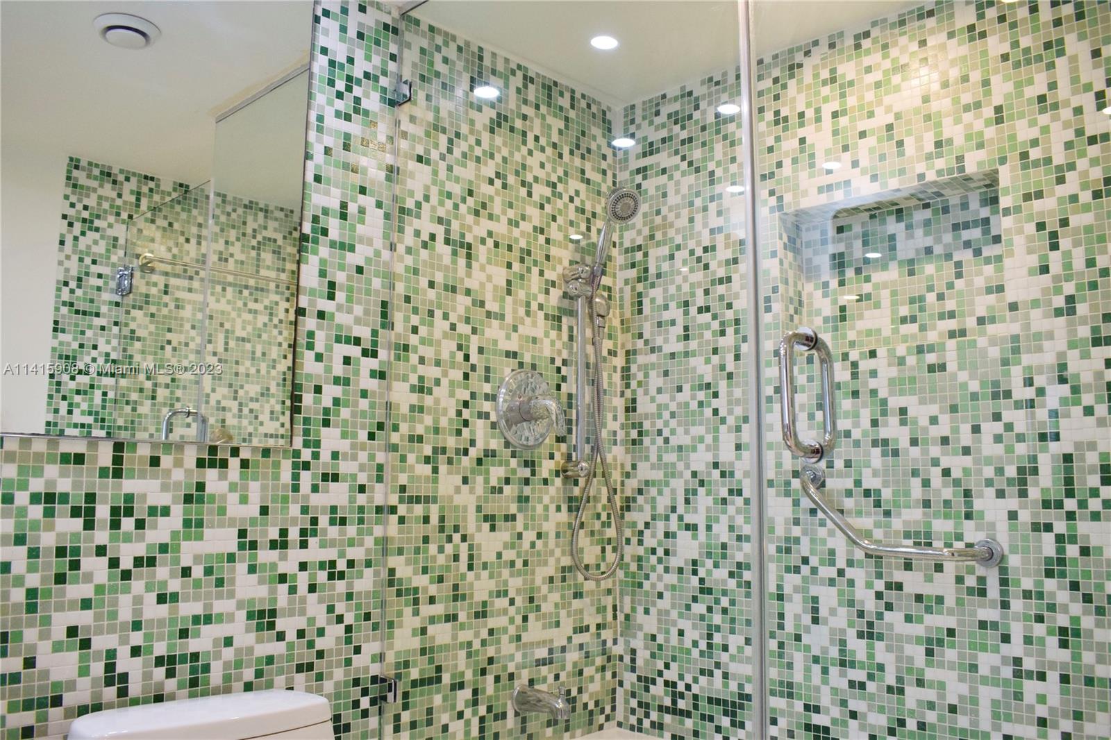 401 Ocean Dr # 1120