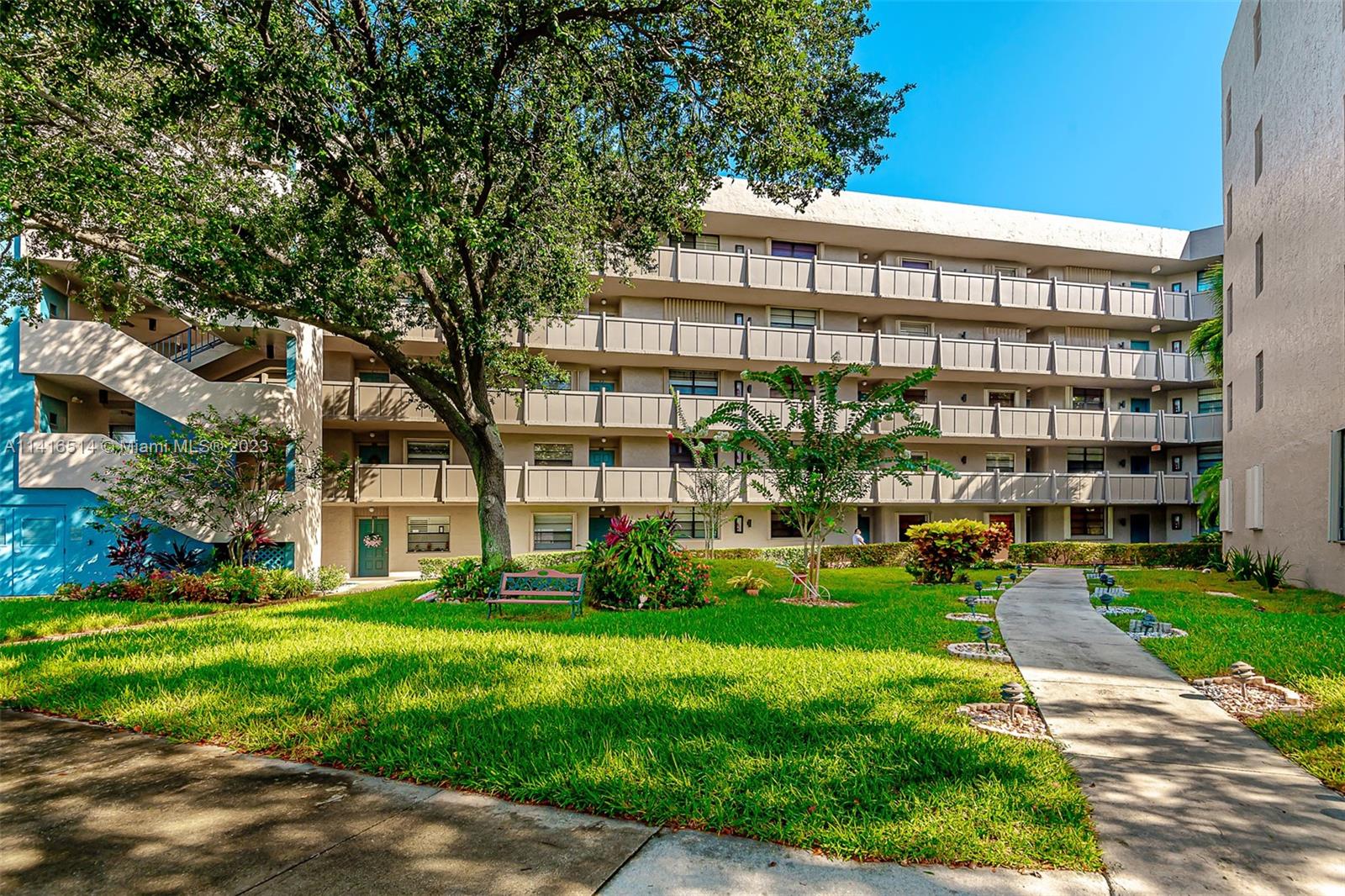 1100 Colony Point Cir # 319
