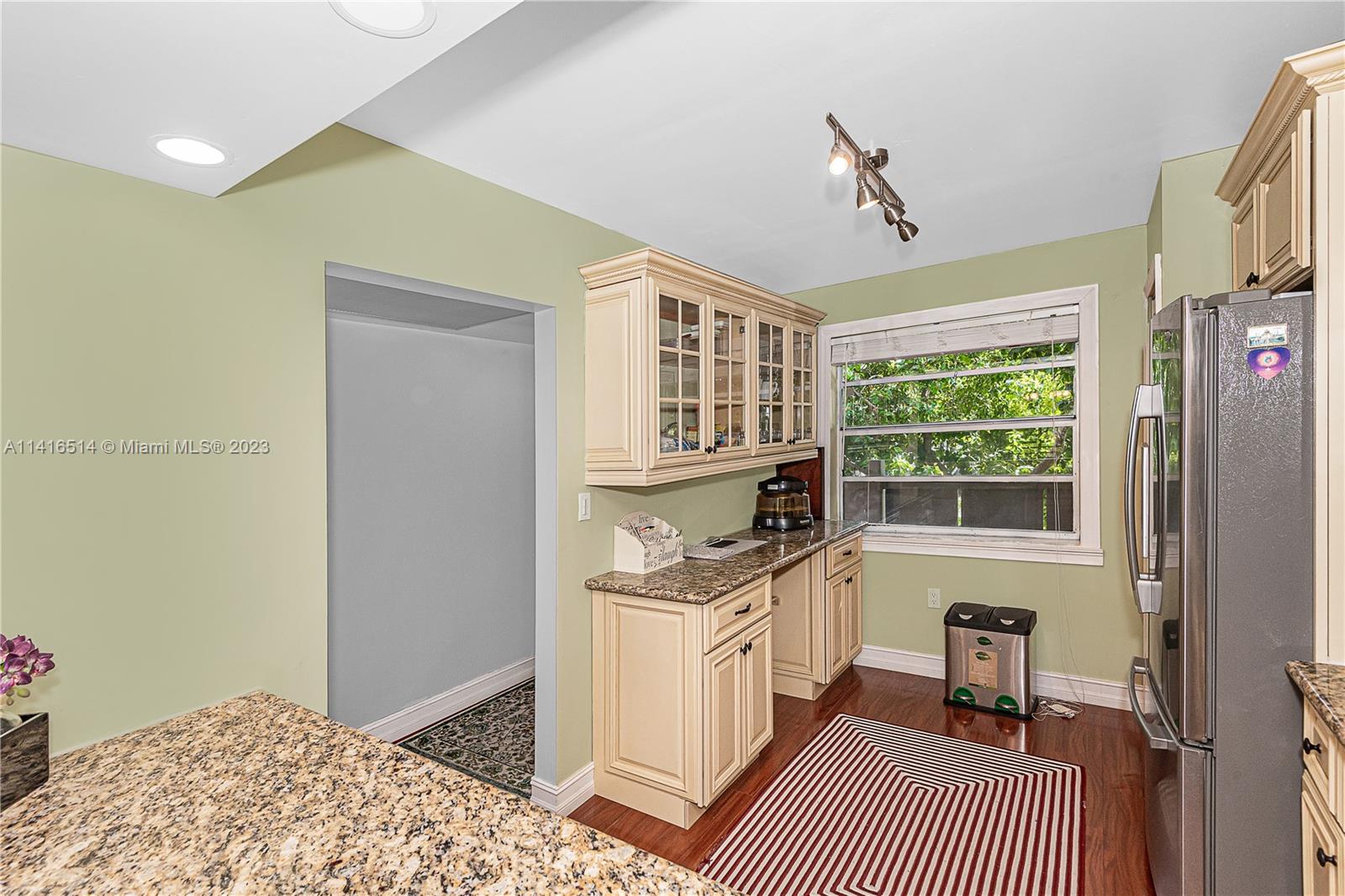 1100 Colony Point Cir # 319
