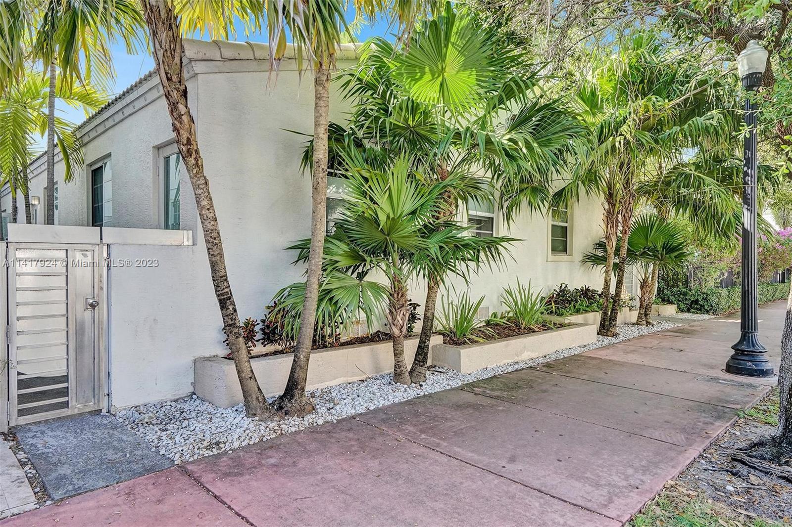 328 Euclid Ave # 106