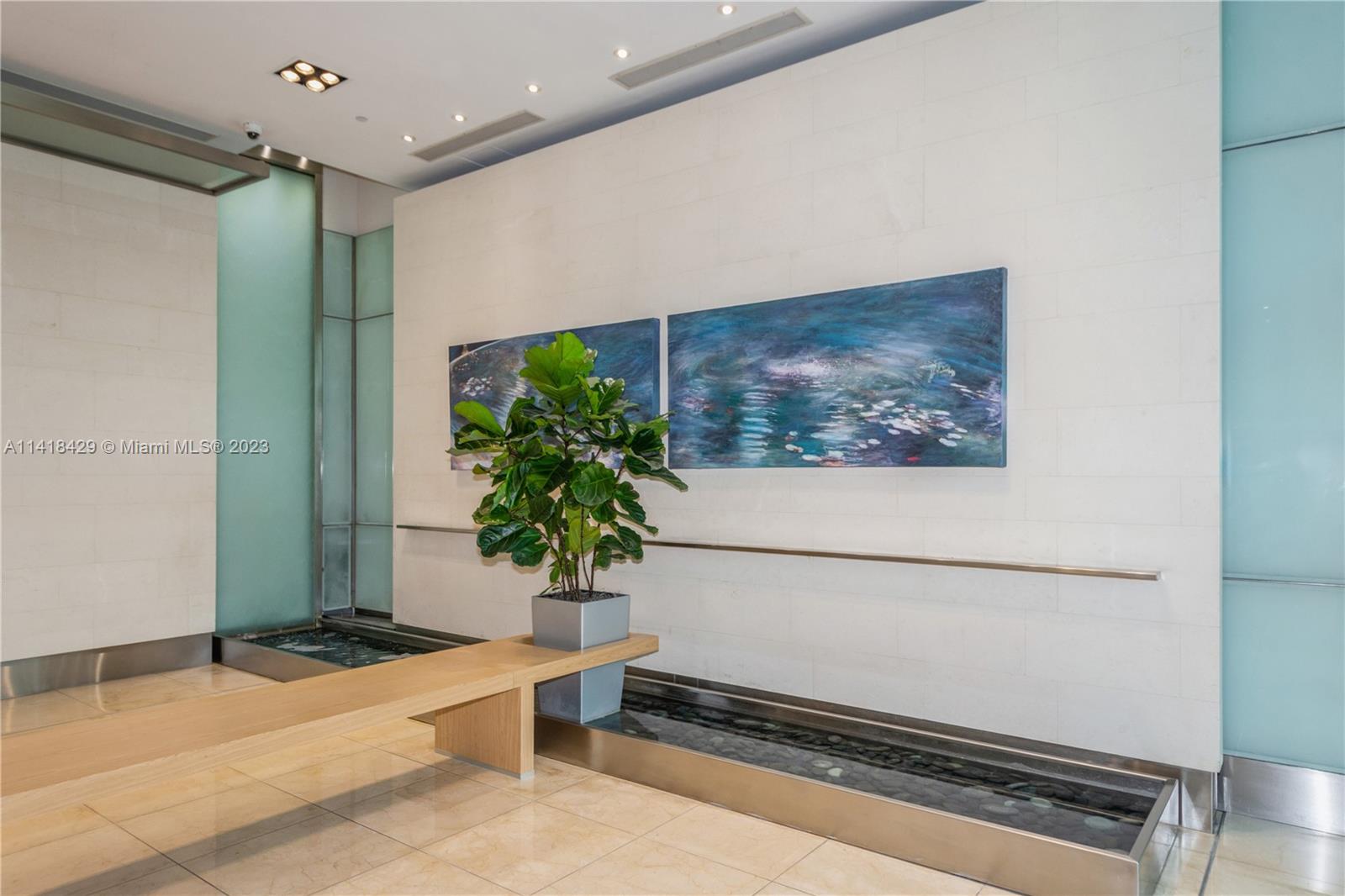 2101 Brickell Ave Unit: 2106/2107