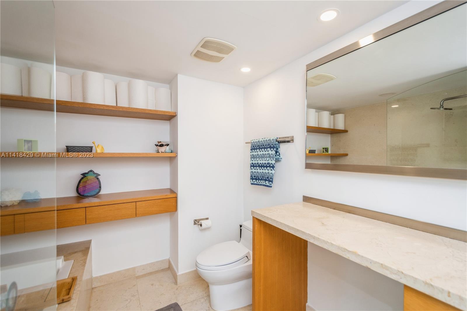 2101 Brickell Ave Unit: 2106/2107