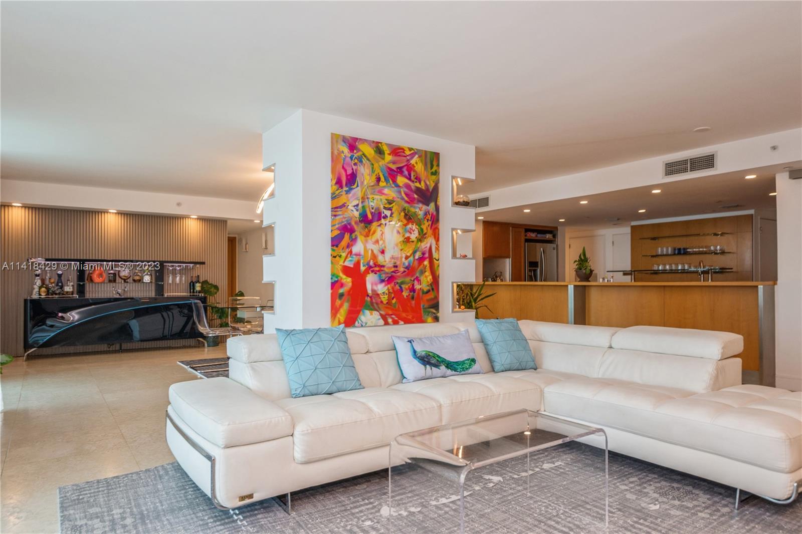 2101 Brickell Ave Unit: 2106/2107