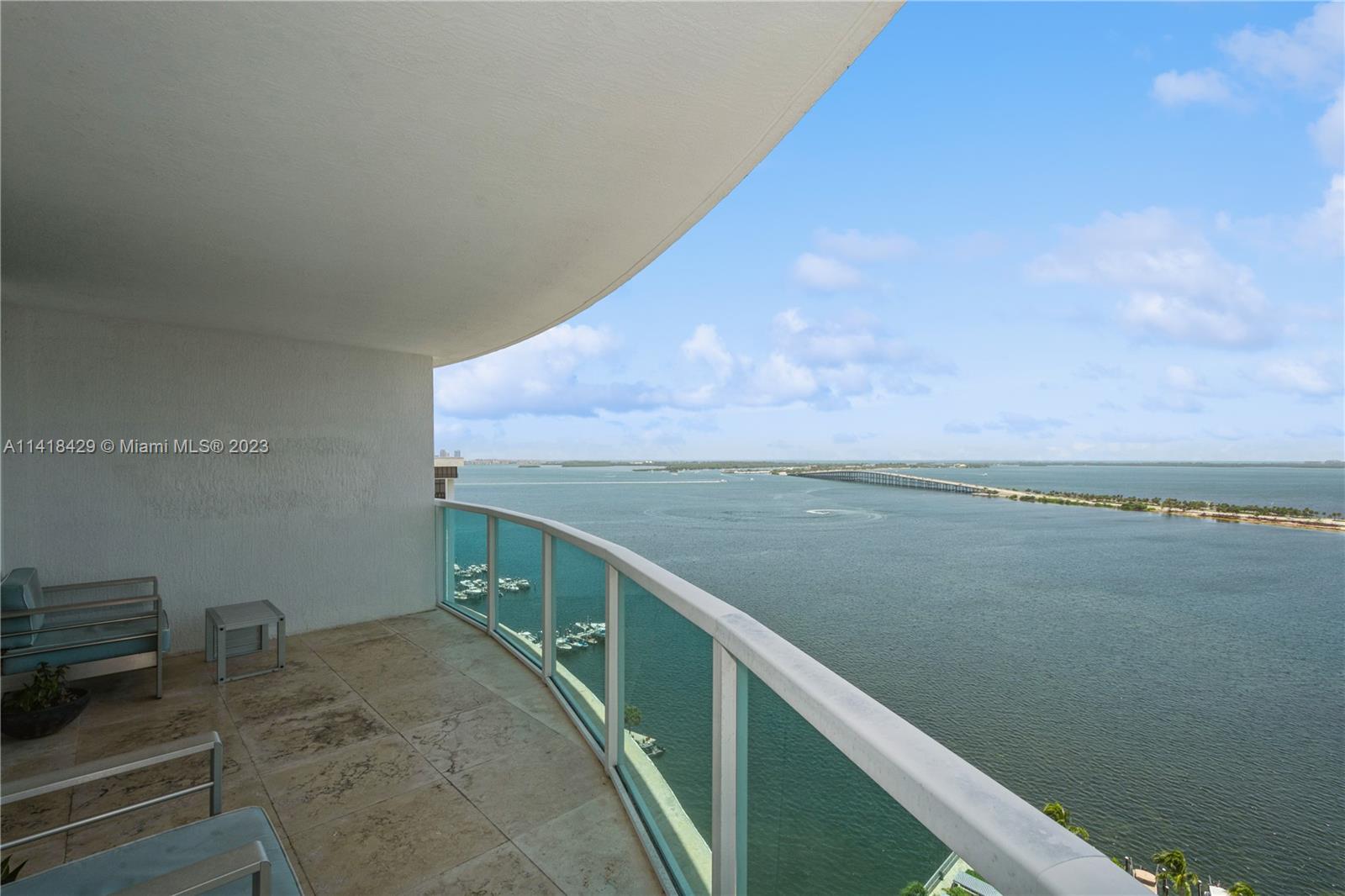 2101 Brickell Ave Unit: 2106/2107