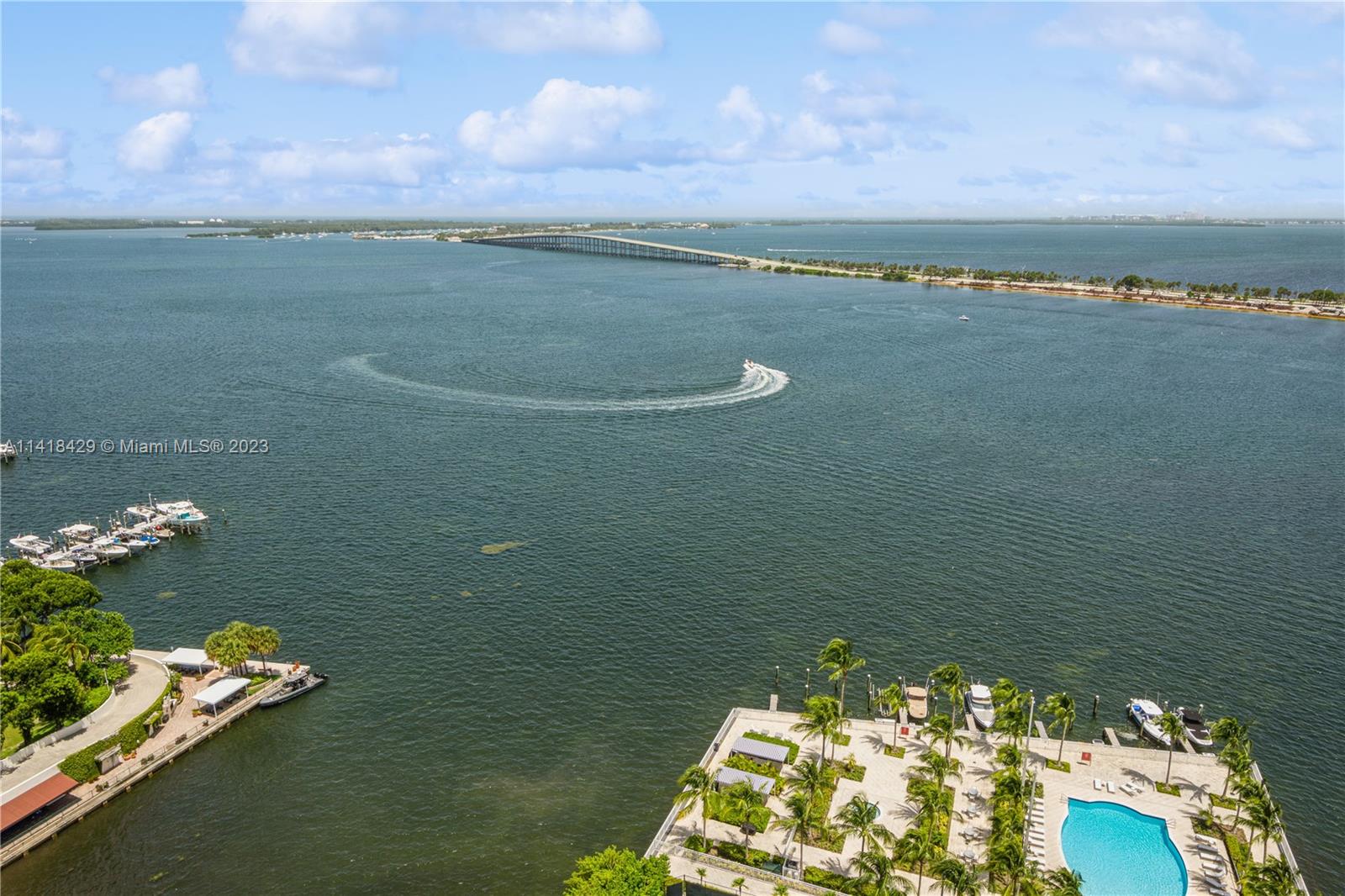 2101 Brickell Ave Unit: 2106/2107