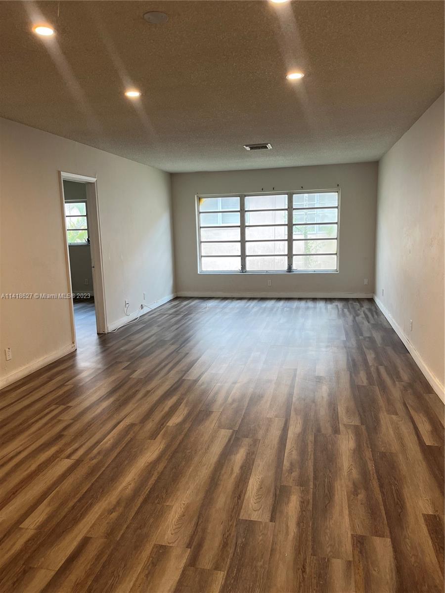 2840 Fillmore St # 8