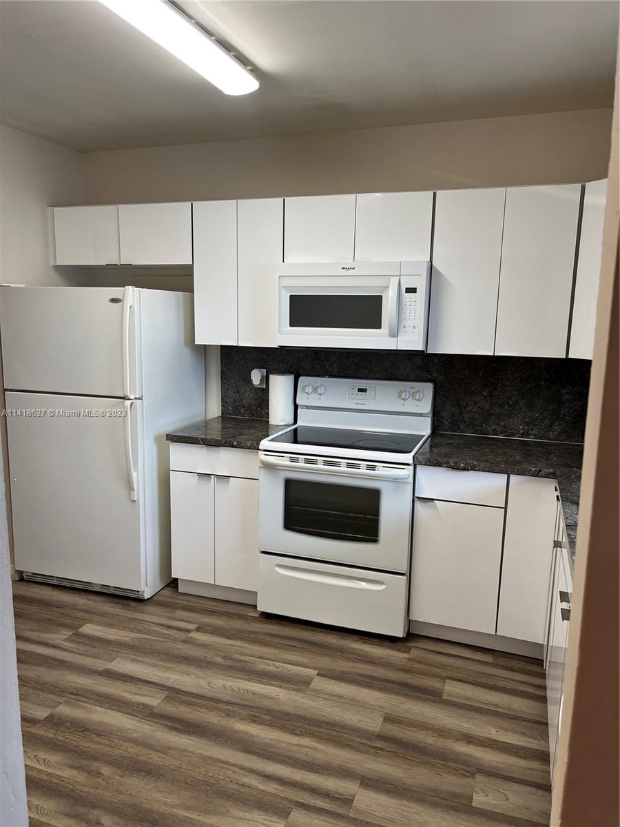 2840 Fillmore St # 8