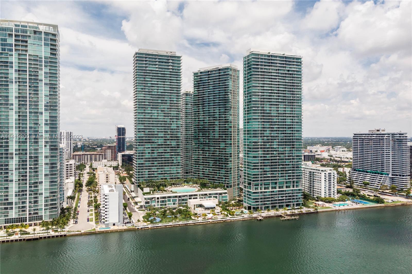 501 NE 31st St # 1607