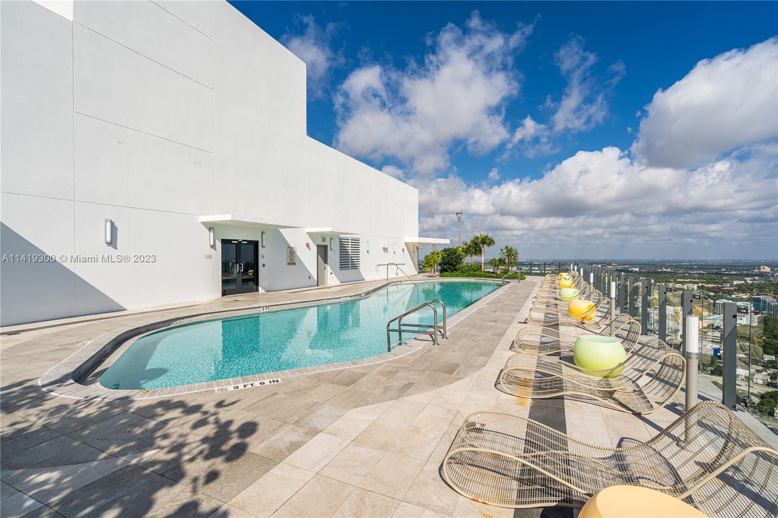 501 NE 31st St # 1607