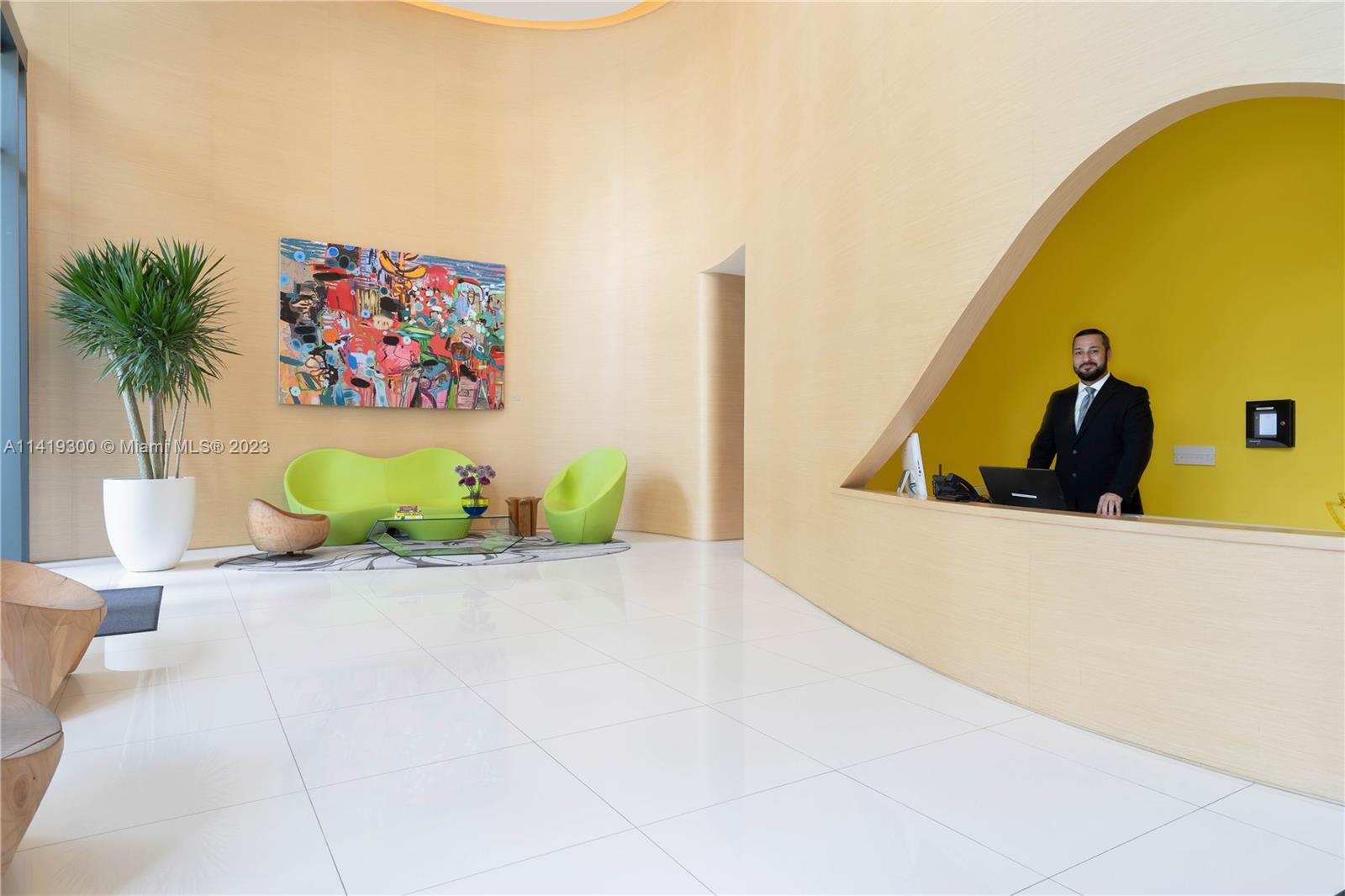 501 NE 31st St # 1607