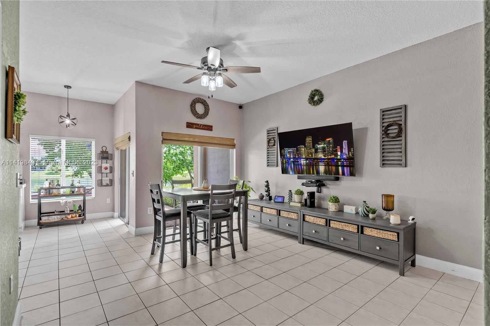 2459 SE 19th St