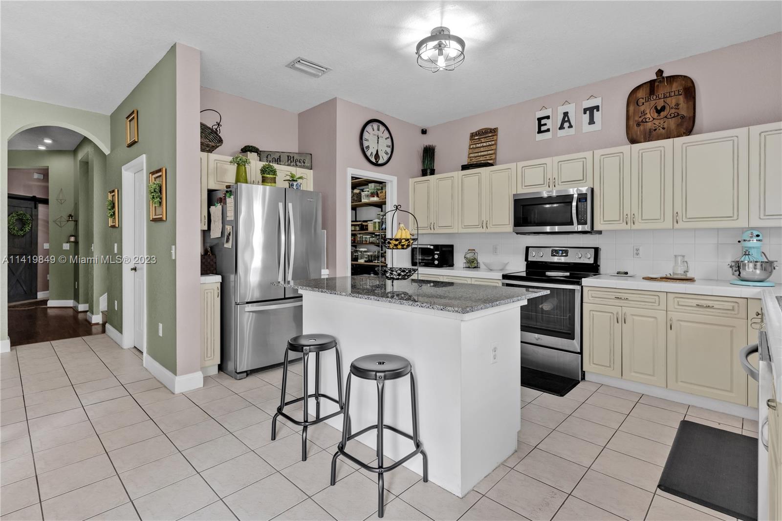 2459 SE 19th St