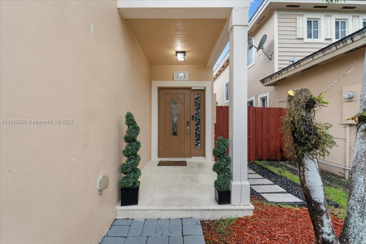 384 NE 34th Ter