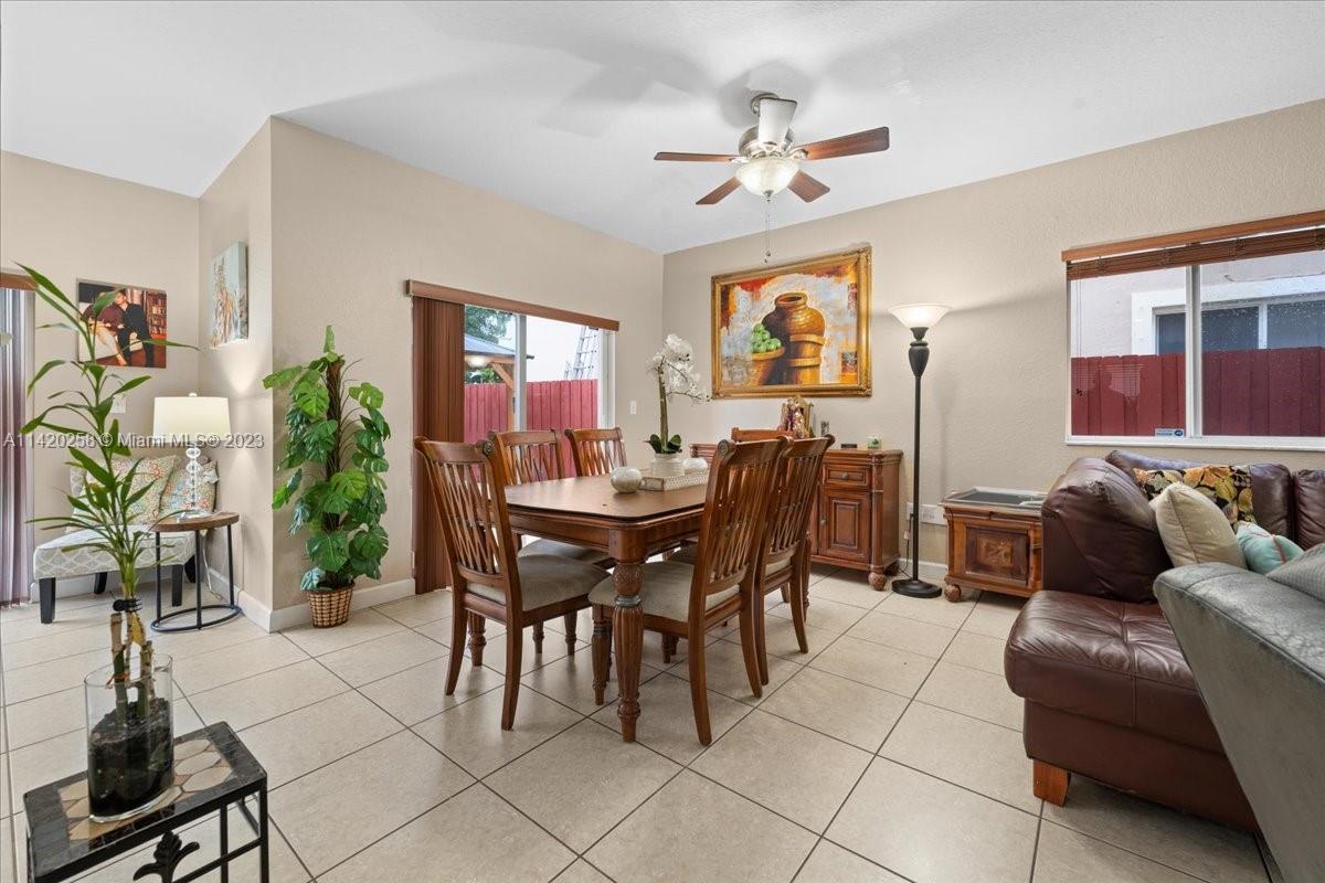 384 NE 34th Ter