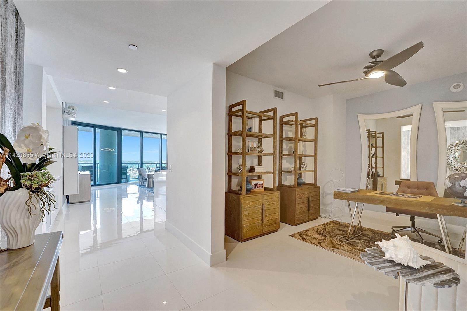 100 E Las Olas Blvd # 3703