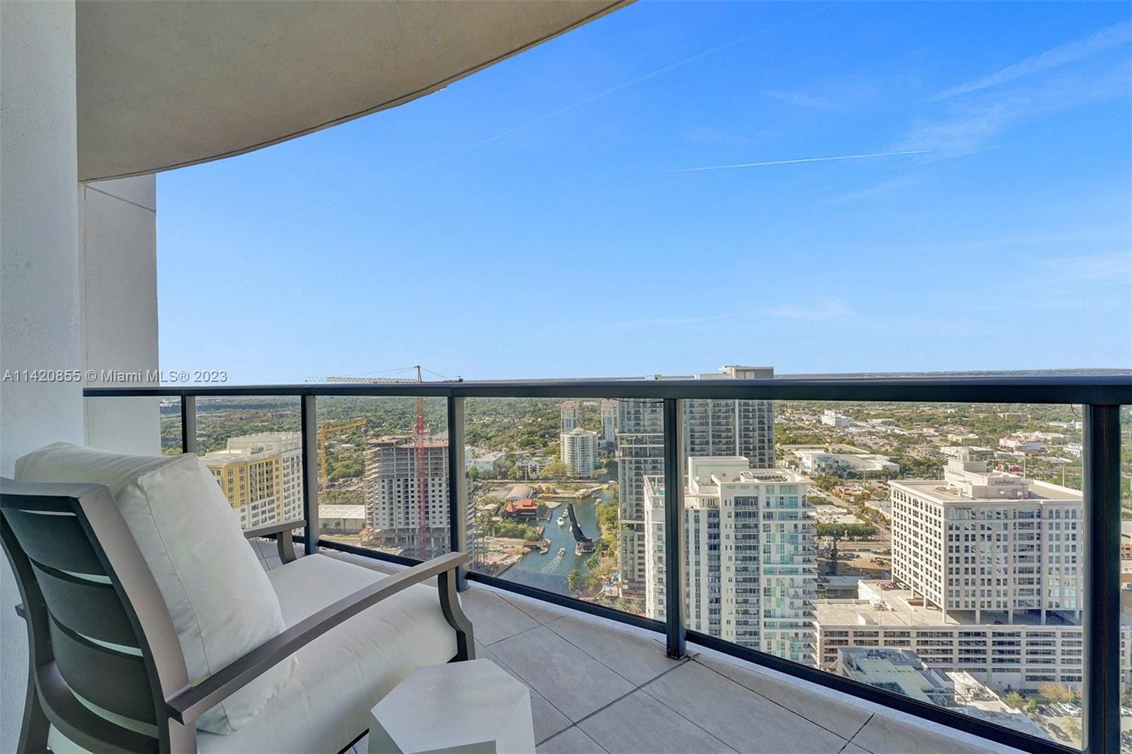 100 E Las Olas Blvd # 3703