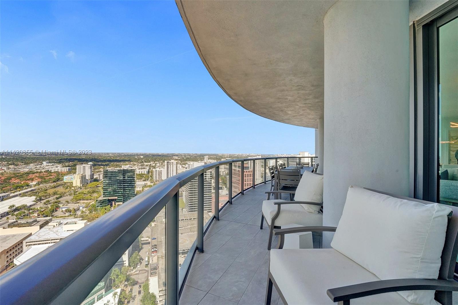 100 E Las Olas Blvd # 3703