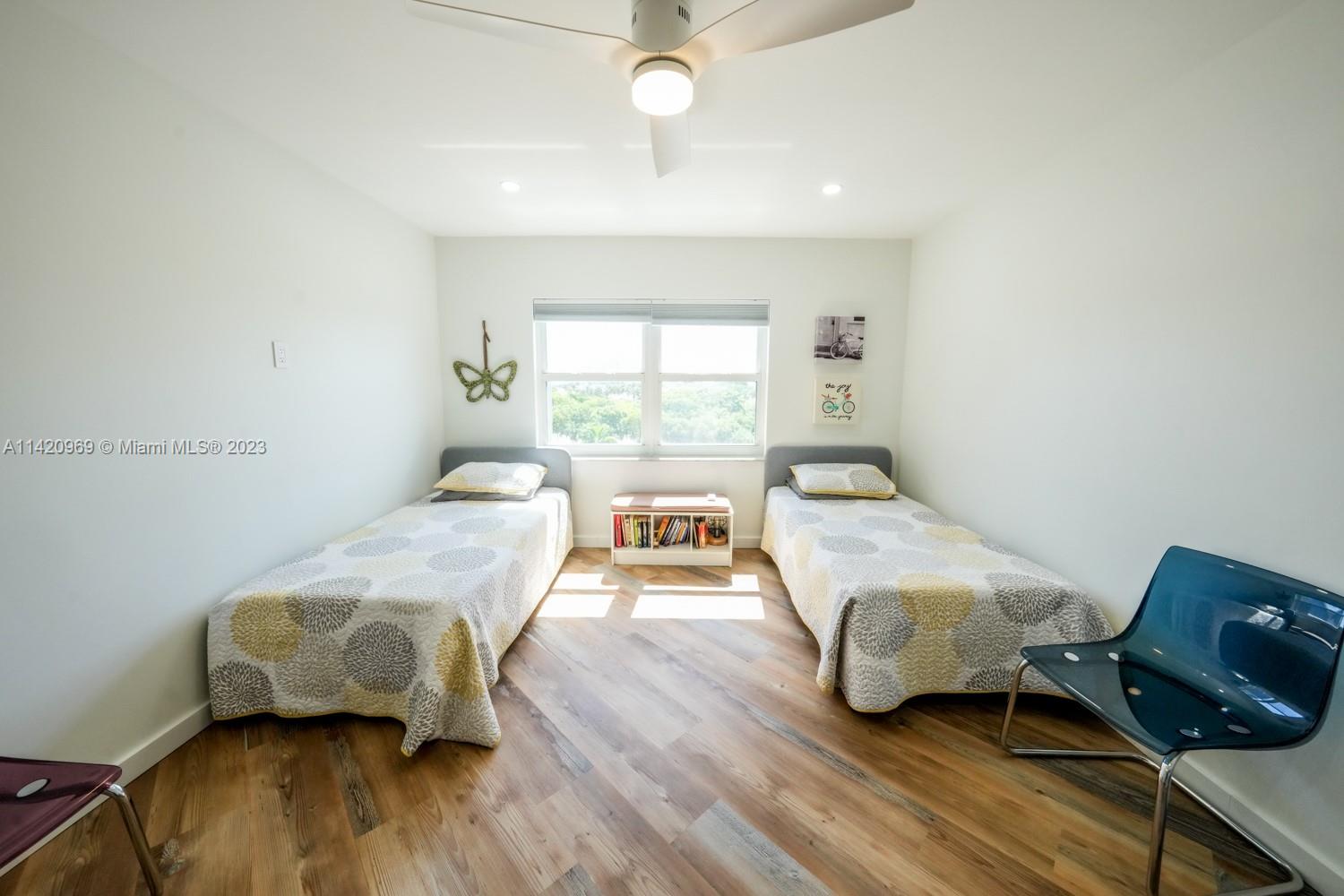 200 Diplomat Pkwy # 820