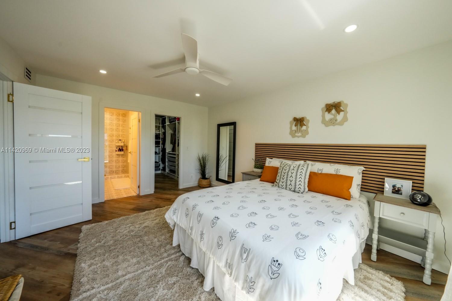 200 Diplomat Pkwy # 820